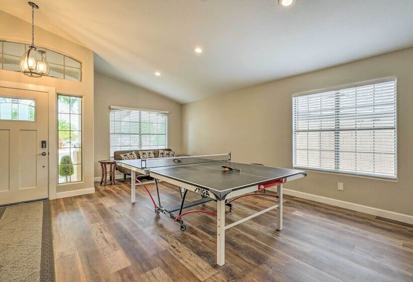 Centrally Located Gilbert Home: Patio & Grill!