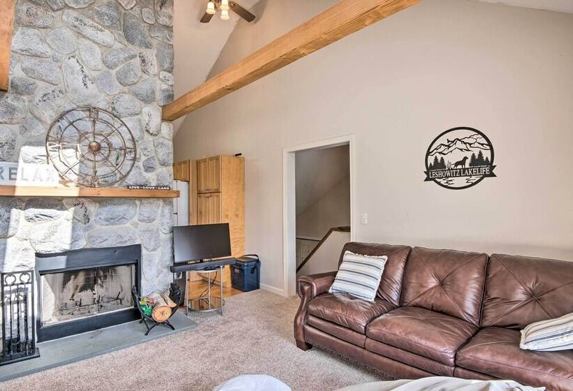 Spacious Gilford Home 2 Mi To Lake Winnipesaukee!