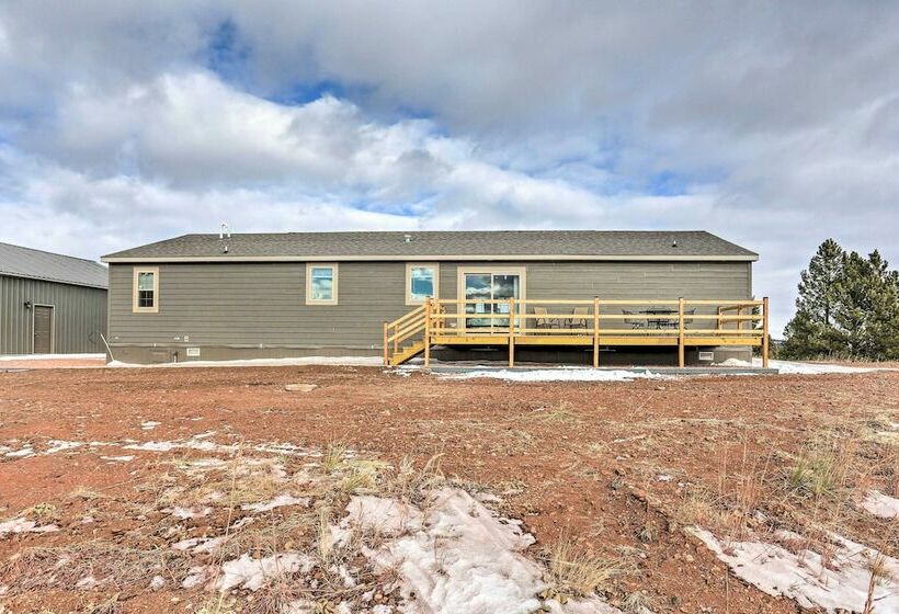 Spacious Hermosa House W/ Black Hills View
