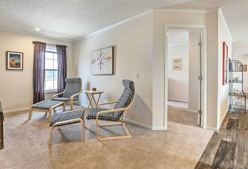 Spacious Hermosa House W/ Black Hills View