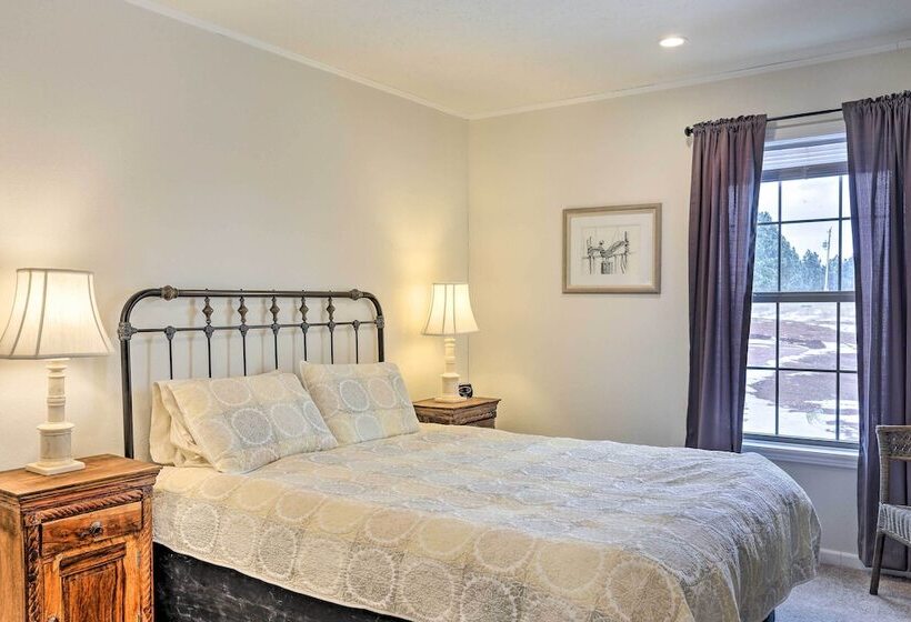 Spacious Hermosa House W/ Black Hills View