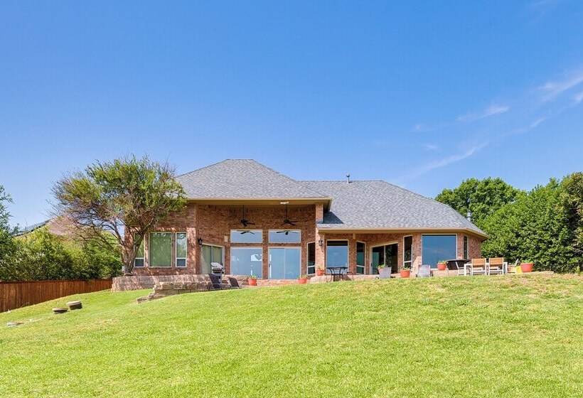 Lakefront Little Elm Home W/ Private Pool!