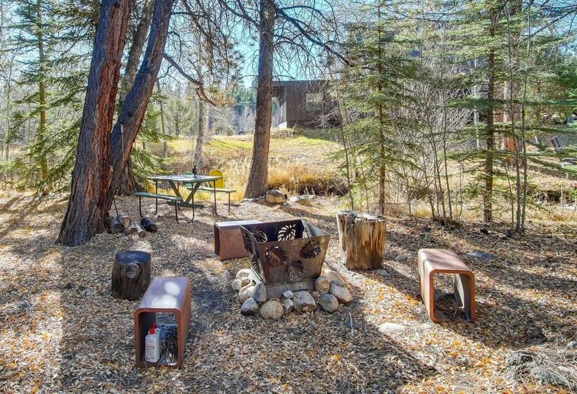 Spacious Nathrop Home W/ Fire Pit & On Site Creek!