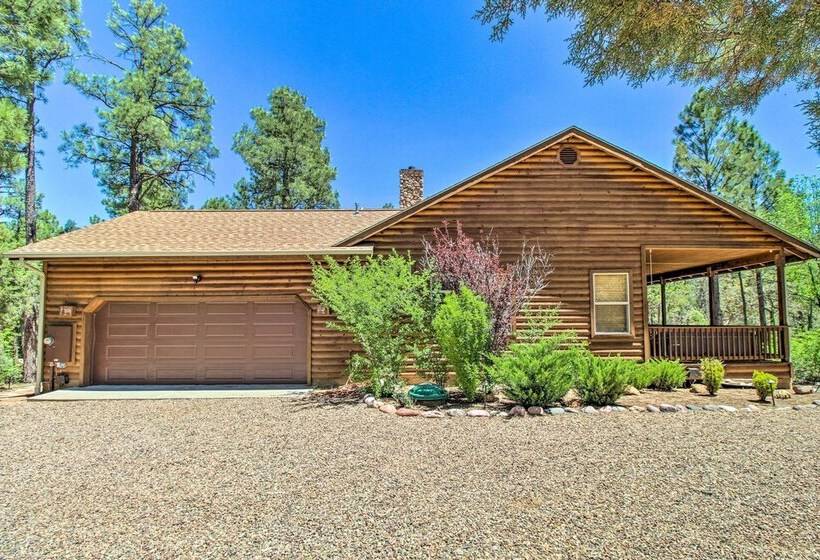 Deck, Grill & Fire Pit: Spacious Show Low Hideaway