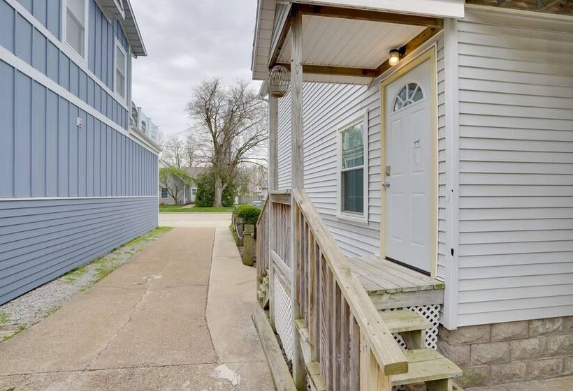 Spacious South Haven Retreat Near Lake Michigan