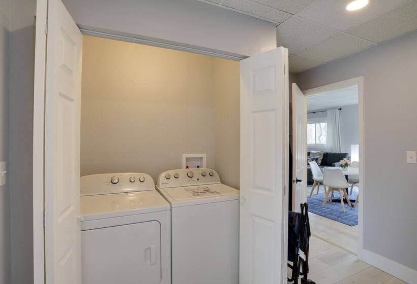 Spacious South Haven Retreat Near Lake Michigan