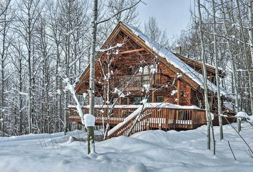 Star Valley Ranch Cabin Getaway: Hot Tub!