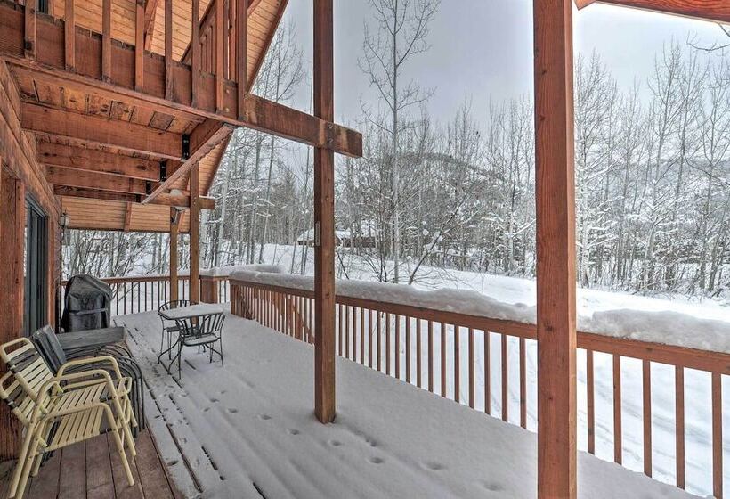 Star Valley Ranch Cabin Getaway: Hot Tub!