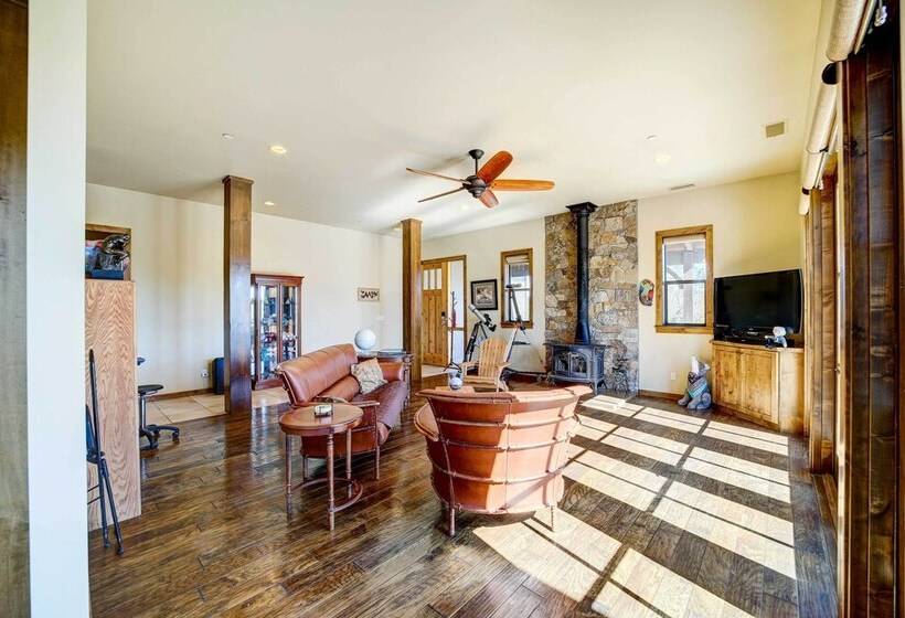 Star Valley Retreat W/ Hot Tub   Near Hiking