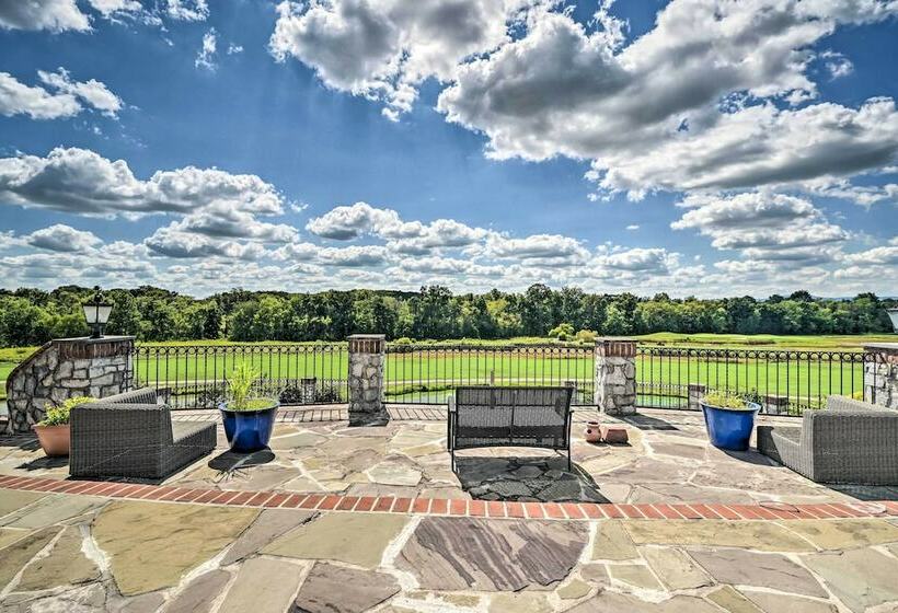 Stunning Gettysburg Estate ~ 15 Min To Skiing