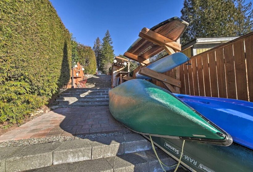 Stunning Kent Lake House W/ Private Dock!