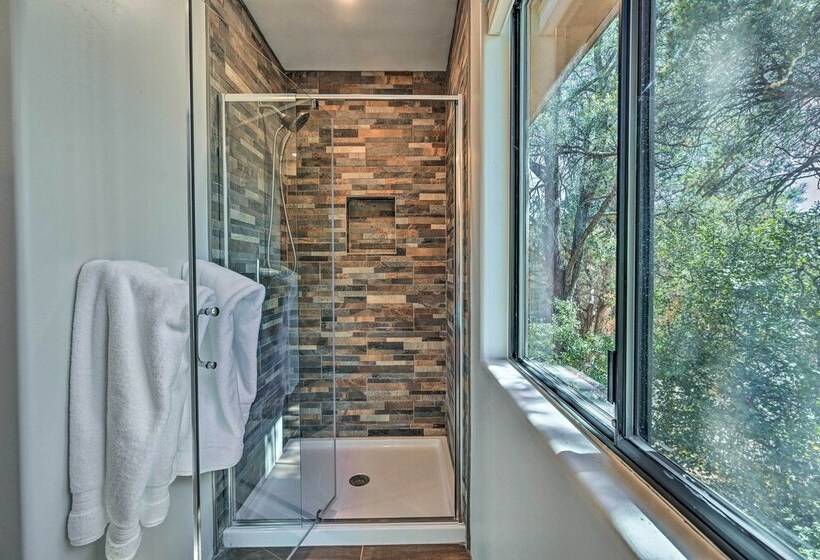 Stunning Sedona Home W/ Red Rock Views & Fire Pit!