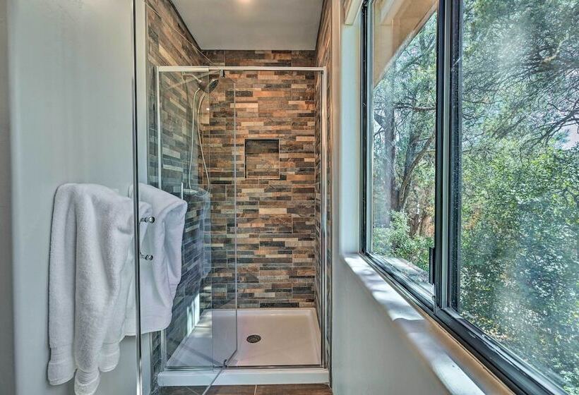 Stunning Sedona Home W/ Red Rock Views & Fire Pit!