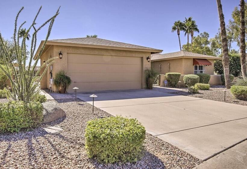 Stunning Sun Lakes Retreat < 1 Mi To Golfing!