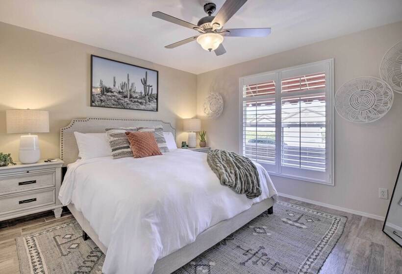 Stunning Sun Lakes Retreat < 1 Mi To Golfing!