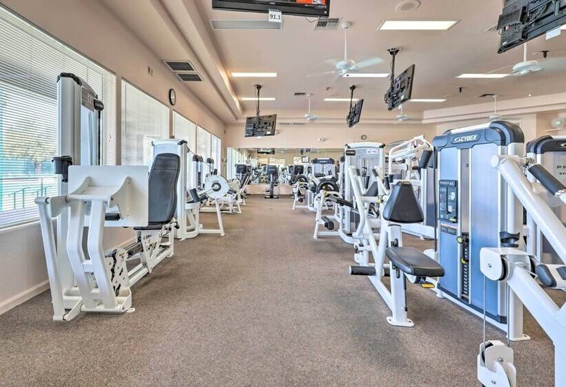 Stunning Sun Lakes Retreat < 1 Mi To Golfing!