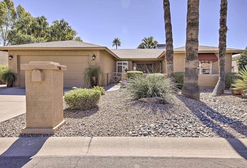 Stunning Sun Lakes Retreat < 1 Mi To Golfing!