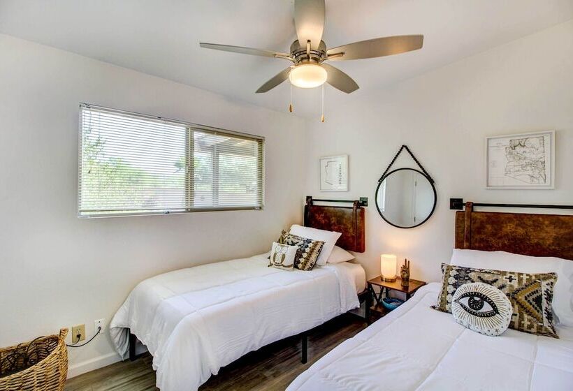 Stylish Tucson Home W/ Patio & Private Pool!