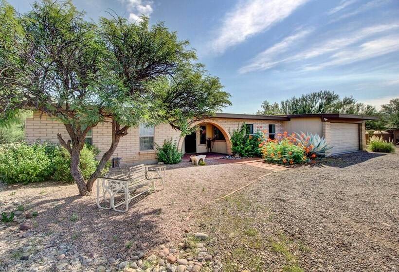 Stylish Tucson Home W/ Patio & Private Pool!