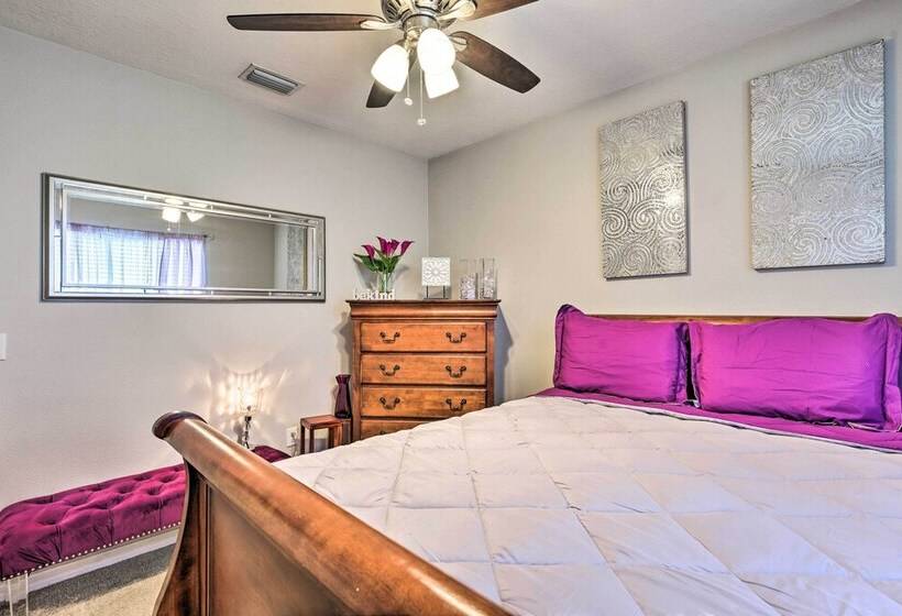 Sun City Center Home: 20 Mi To Downtown Tampa