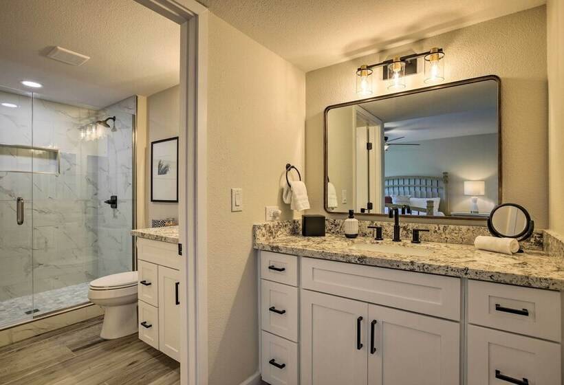 55 + Sun City West Home Near Golfing, Dogs Welcome