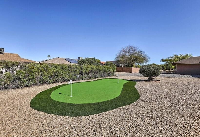 Sun City West Vacation Home W/ Putting Green!