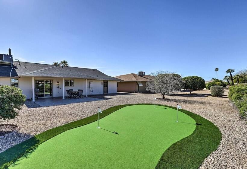 Sun City West Vacation Home W/ Putting Green!