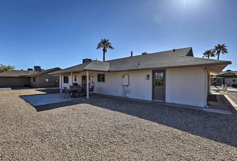 Sun City West Vacation Home W/ Putting Green!