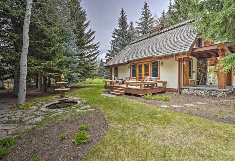 Sun Valley Family House W/ Fire Pit & Grill!