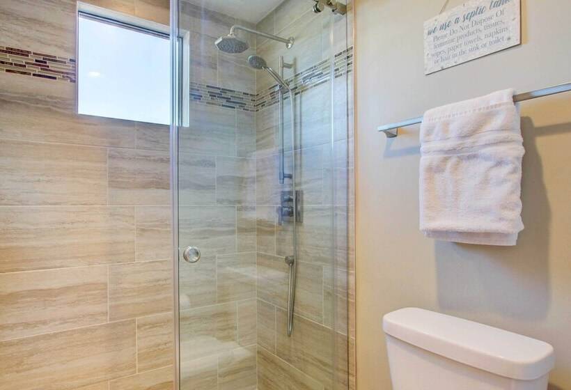 Oasis Like Phoenix Home W/ Private Outdoor Pool!