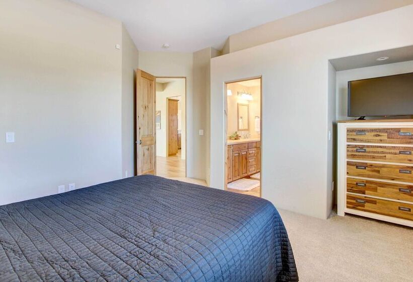 Oasis Like Phoenix Home W/ Private Outdoor Pool!