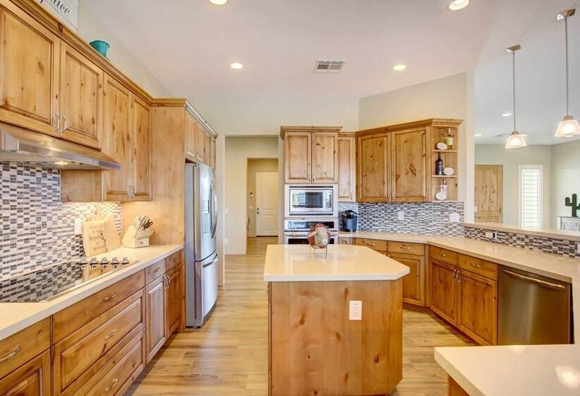 Oasis Like Phoenix Home W/ Private Outdoor Pool!