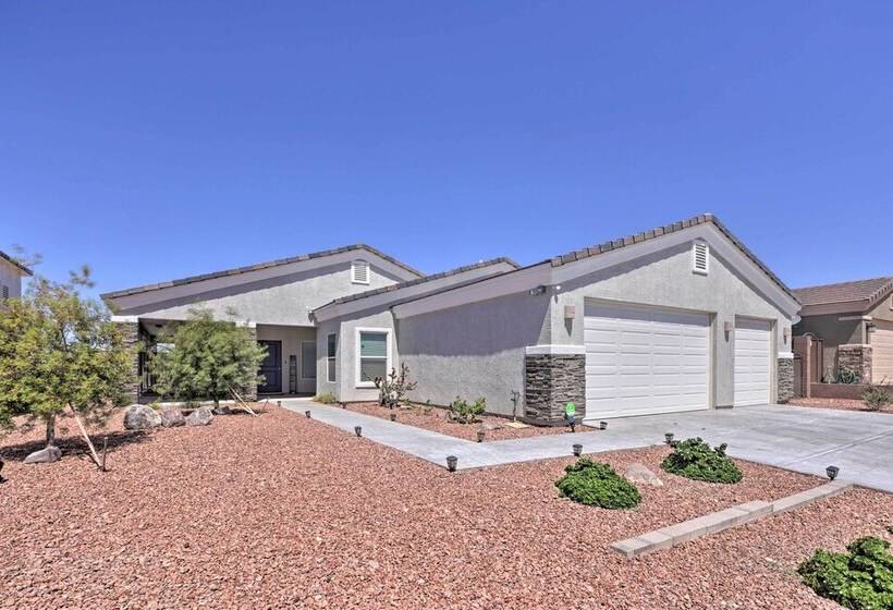 Sunny Bullhead City Home W/ Patio & Mnt View!