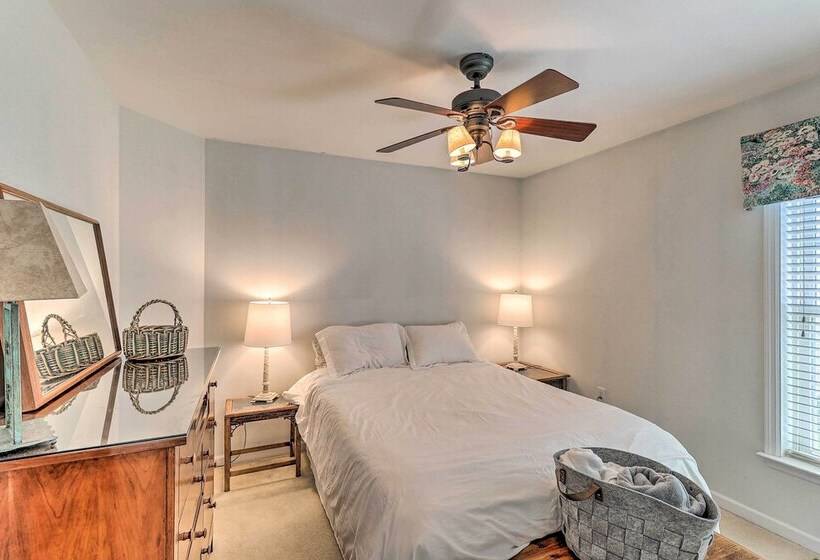 Sunny Lewes Home W/ Sunroom, Deck & Pond View