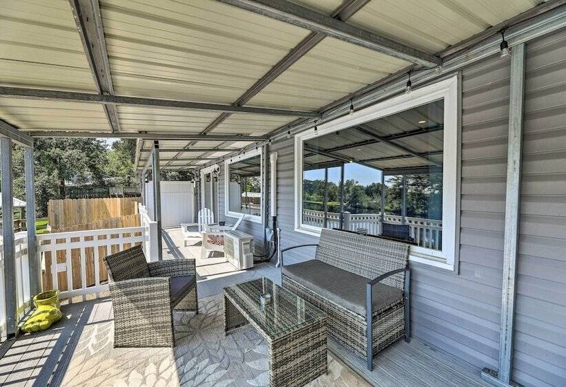 The Grey Goose : Waterfront Home With Beach