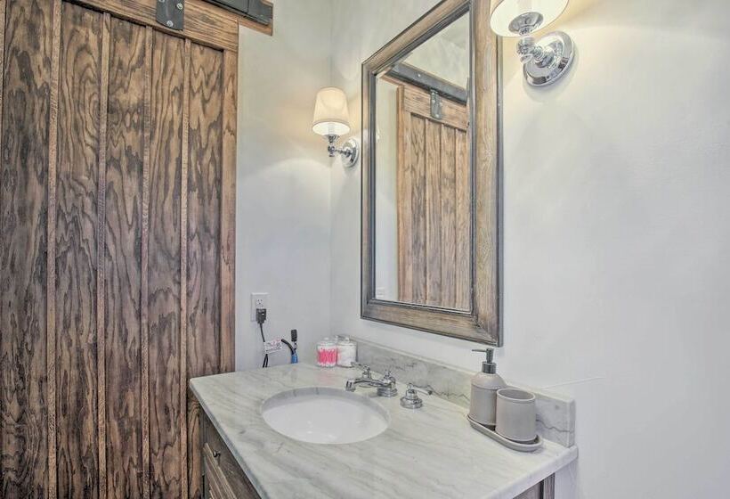 The Little Alsatian House: 18 Miles To San Antonio