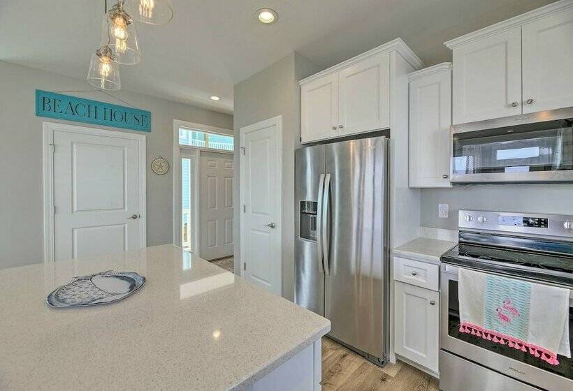 The Tipsy Flamingo  ~ Incredible Salt Marsh Views