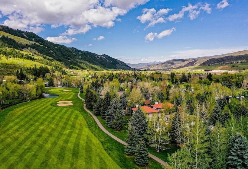 Townhome ~ 4 Mi To Beaver Creek & 8 Mi To Vail!