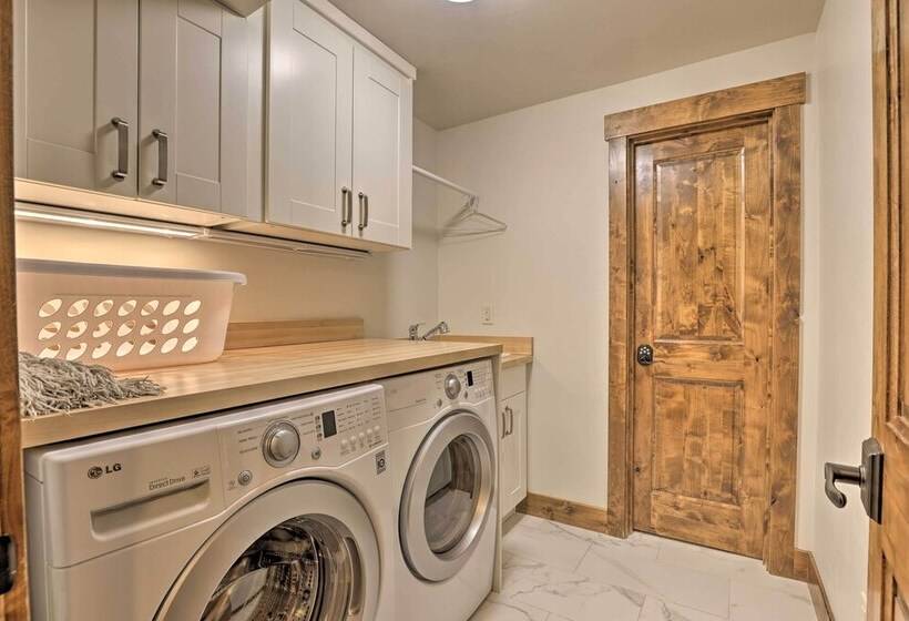 Townhome ~ 4 Mi To Beaver Creek & 8 Mi To Vail!