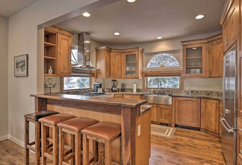 Townhome ~ 4 Mi To Beaver Creek & 8 Mi To Vail!