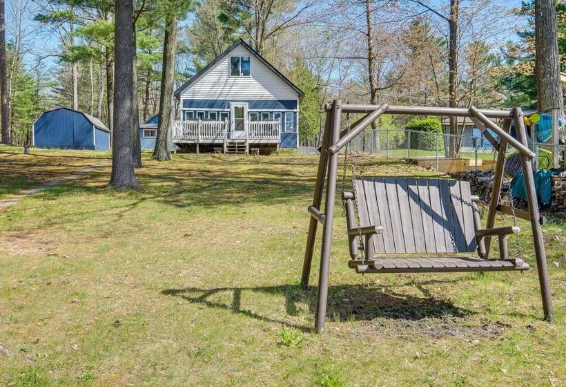 Traverse City Cottage W/ Dock & Beach Area!