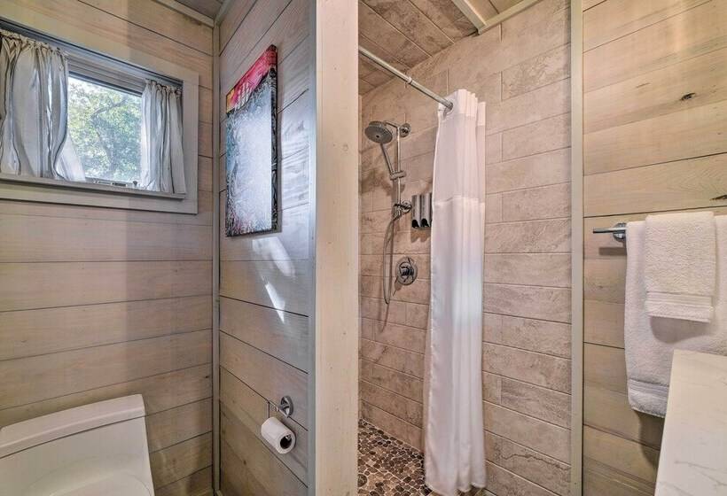 Outdoor Oasis & Grills: Ultimate Rockport Home!