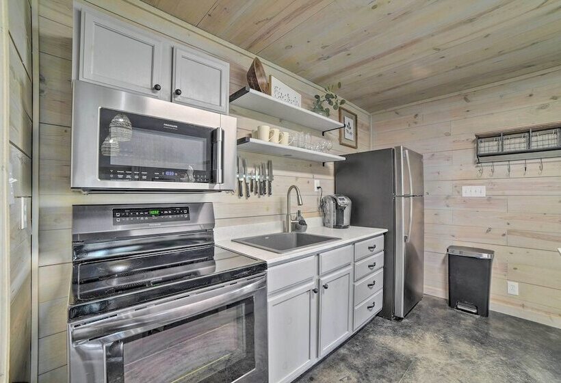 Outdoor Oasis & Grills: Ultimate Rockport Home!