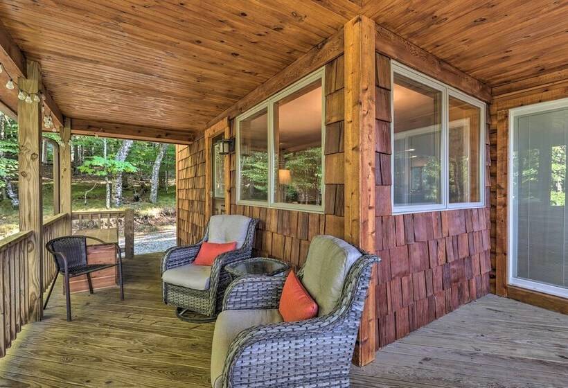 2 Mi To Beech Mtn Resort: Cabin W/ Deck & Grill!