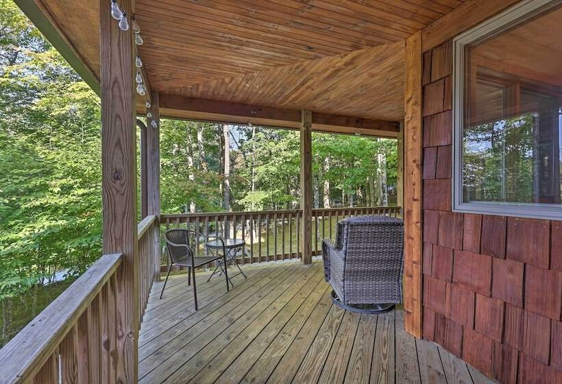 2 Mi To Beech Mtn Resort: Cabin W/ Deck & Grill!