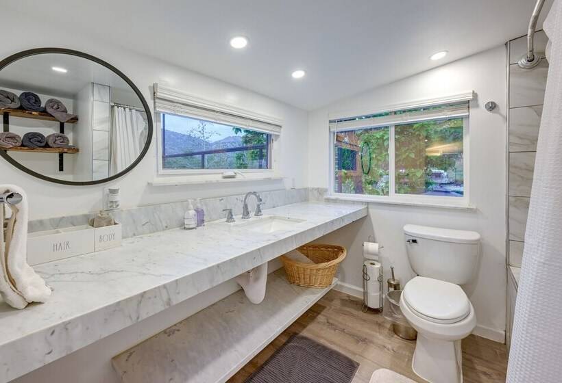 Updated Three Rivers Vacation Rental W/ Gas Grill