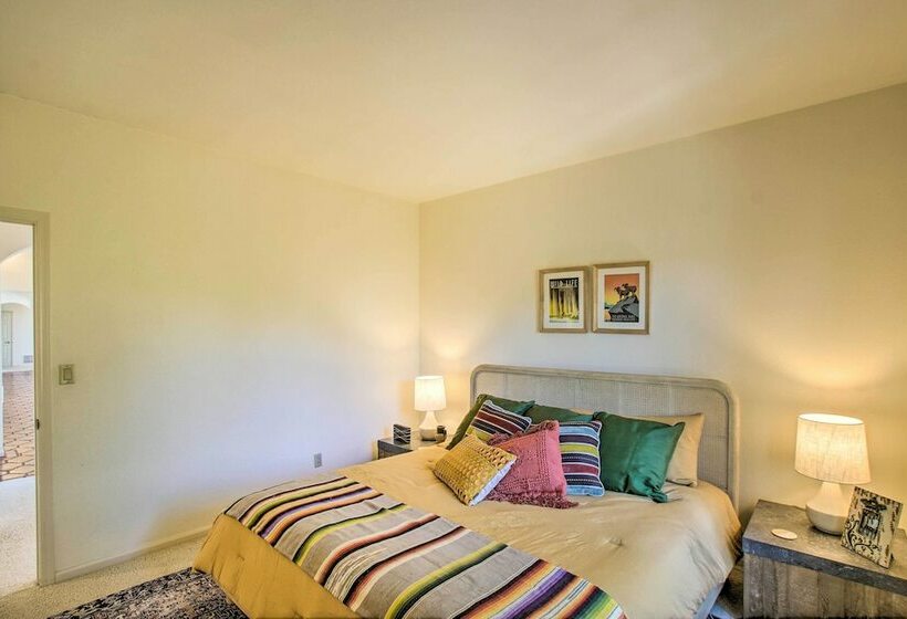 Upscale Fountain Hills Home W/ Outdoor Oasis!