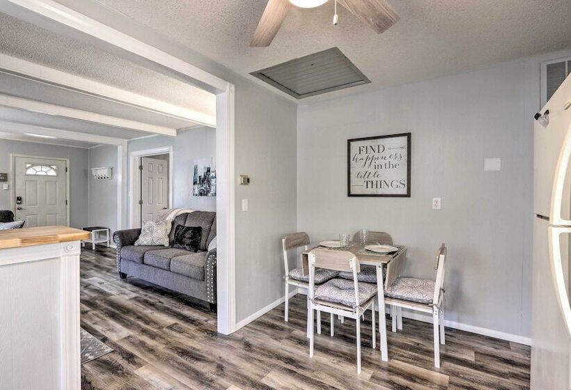 Walkable & Updated Nevada Home: Family Friendly!