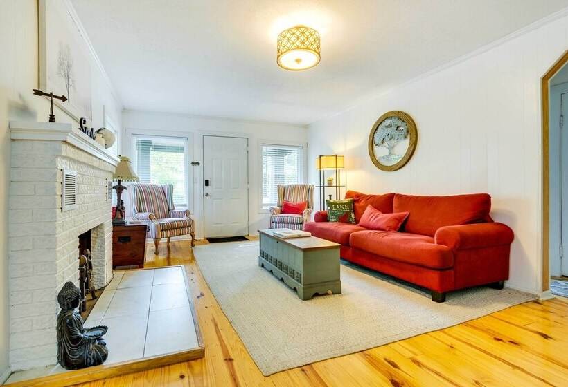 Waterfront Hot Springs Oasis 6 Mi To Downtown!