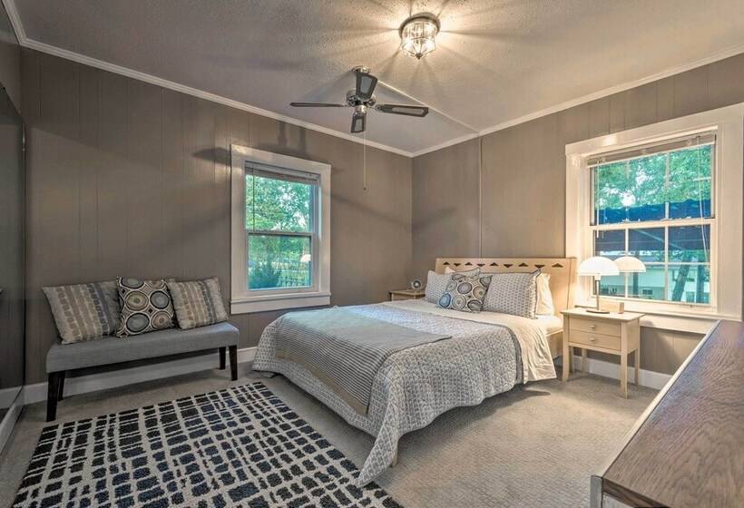 Waterfront Hot Springs Oasis 6 Mi To Downtown!